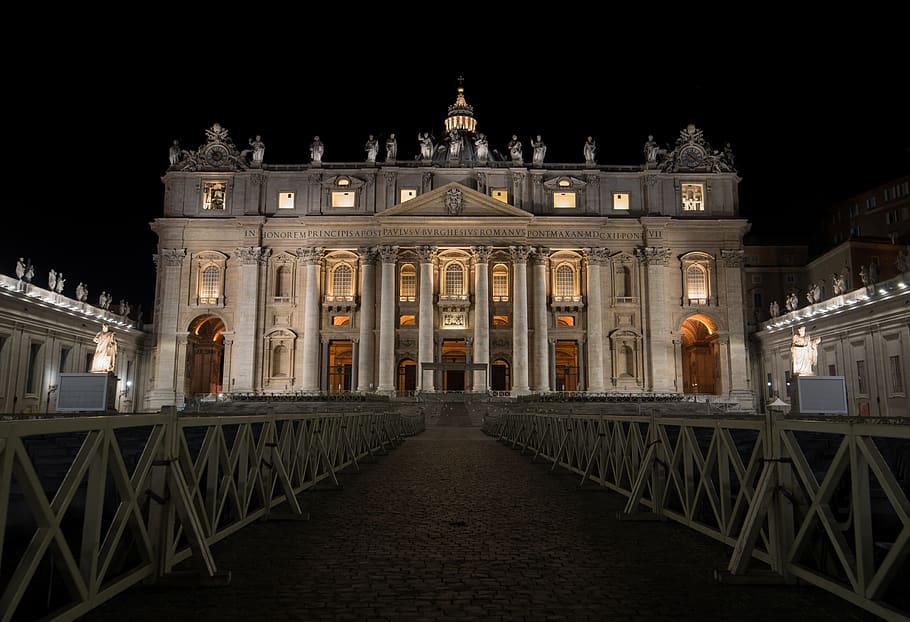 The Tour Guy: Vatican Night Tour with the Sistine Chapel — Tour Review |  Condé Nast Traveler