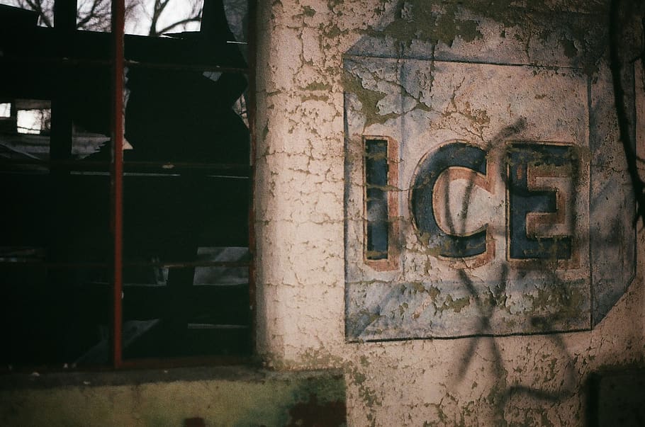 Ice sign, alphabet, text, wall, building, number, symbol, window HD wallpaper