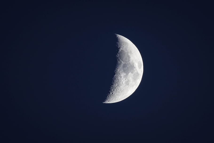half moon, night, sky, black and white, dark, crescent, lune, HD wallpaper