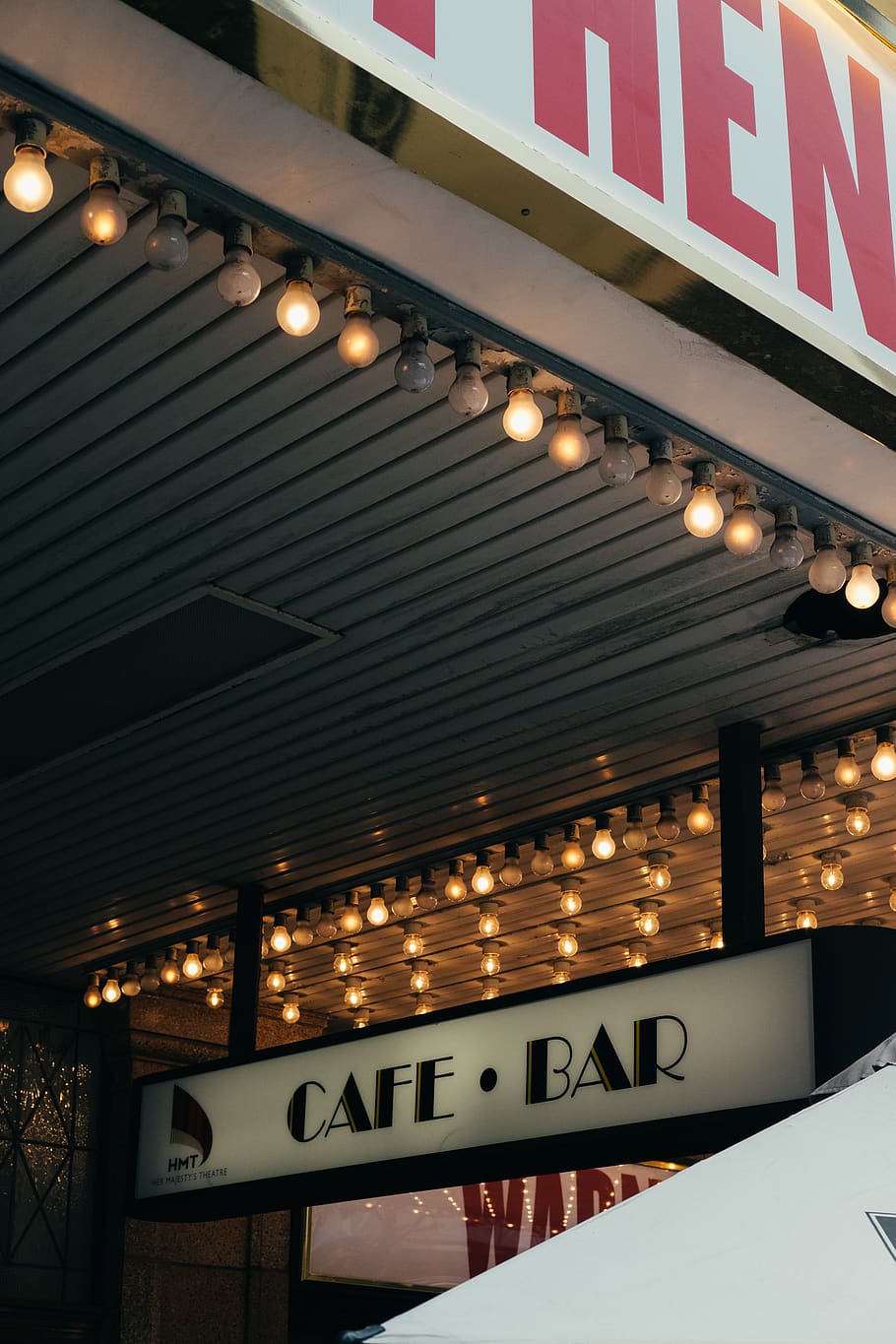 turned on light bulbs in cafe, melbourne, bar, city, sign, still life HD wallpaper