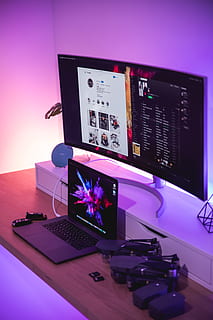 turned flat screen monitor in front of laptop on desk, computer HD wallpaper