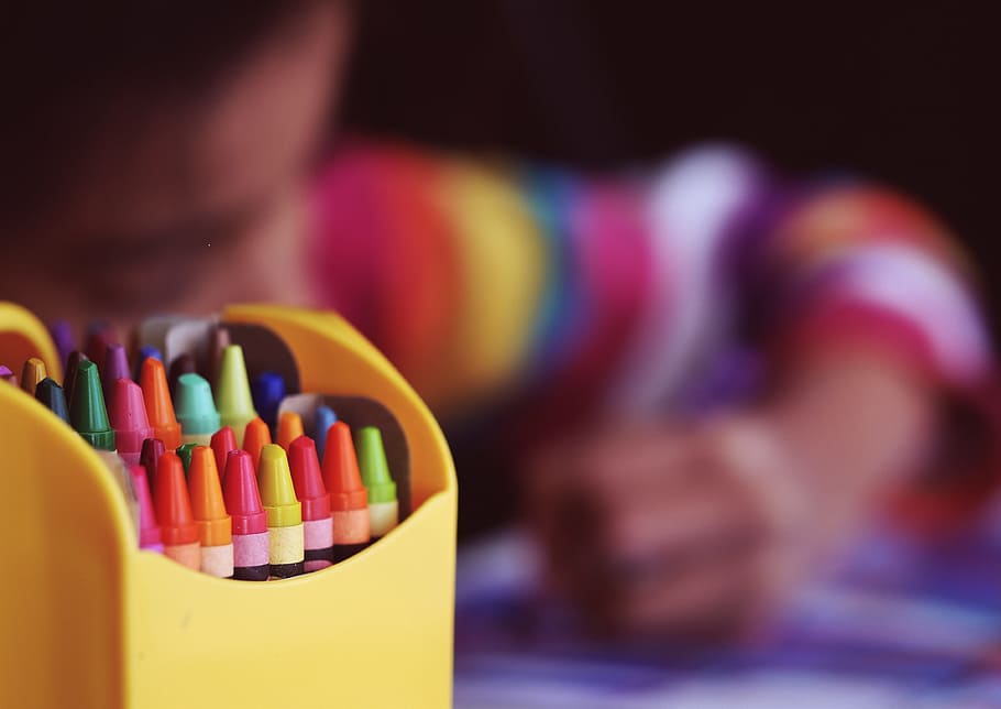 crayons, drawing, art, creative, colors, colours, multi colored HD wallpaper