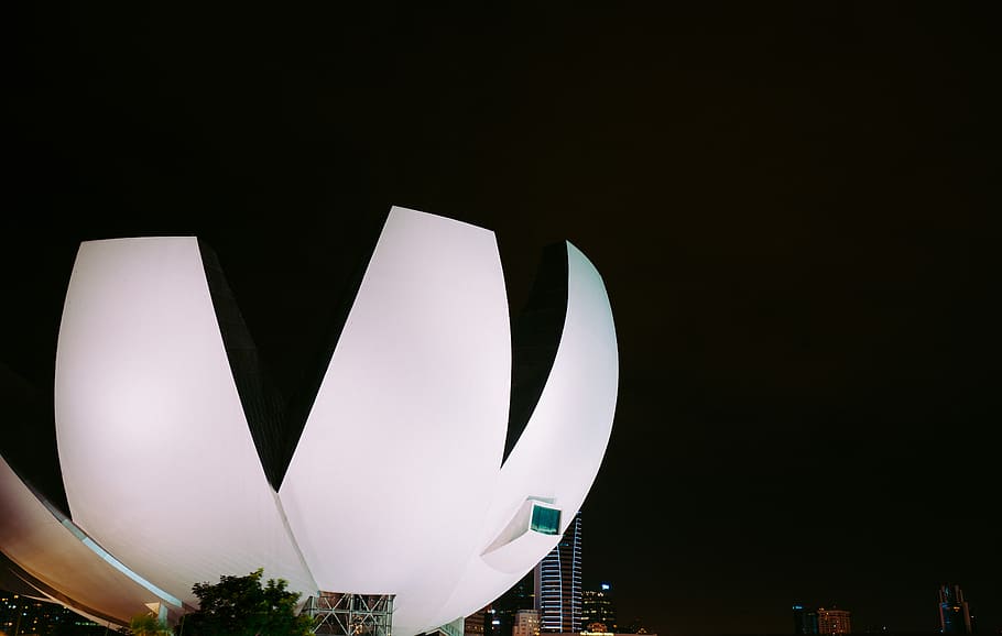 architecture, building, infrastructure, night, dark, sky, white HD wallpaper