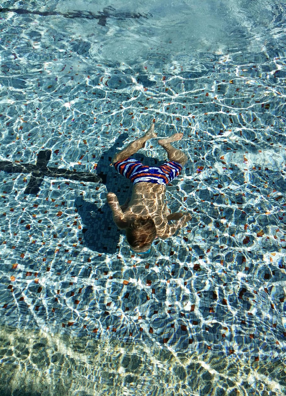 man diving on pool, water, swimming, sea, nature, underwater HD wallpaper