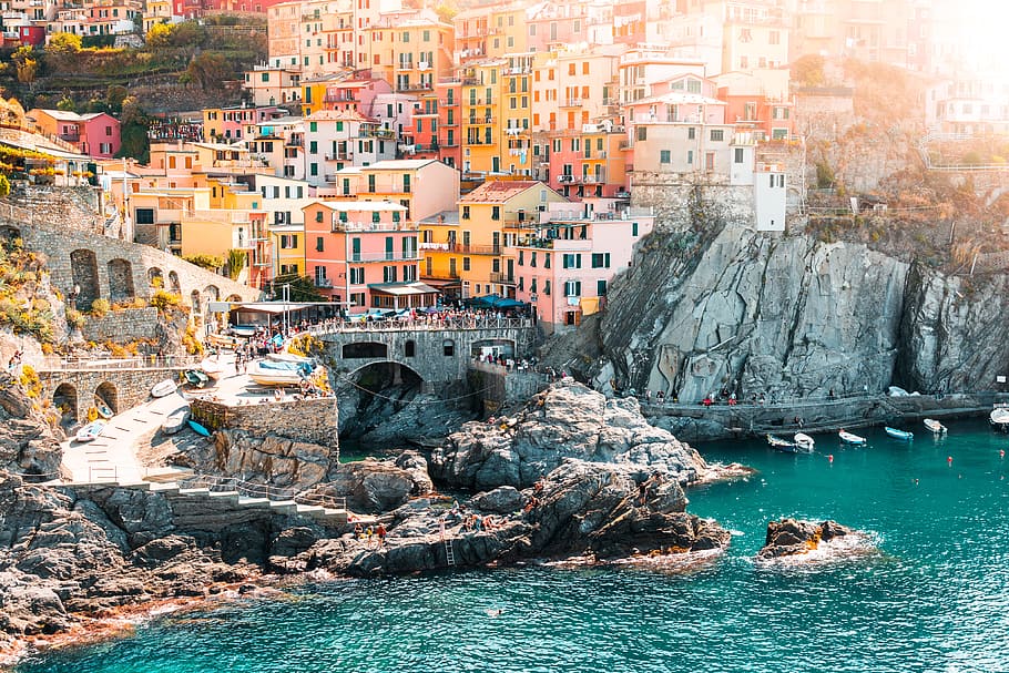 Manarola Town in Cinque Terre, Italy, architecture, coast, coastline, HD wallpaper