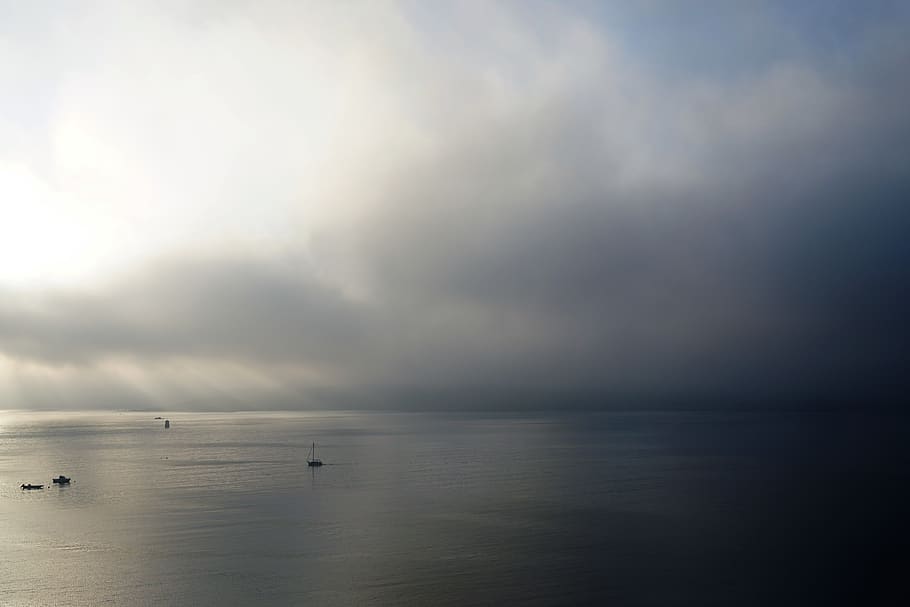 sea, clouds, boat, boats, rain, sun, sky, cloudy, sunrise, lighthouse, HD wallpaper