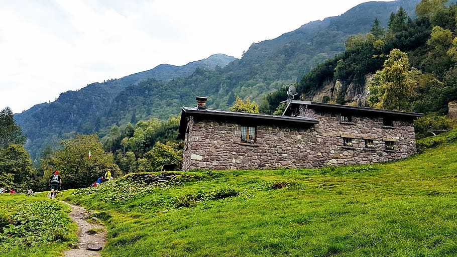 baita, mountain, refuge, nature, mountains, green, trees, house, HD wallpaper