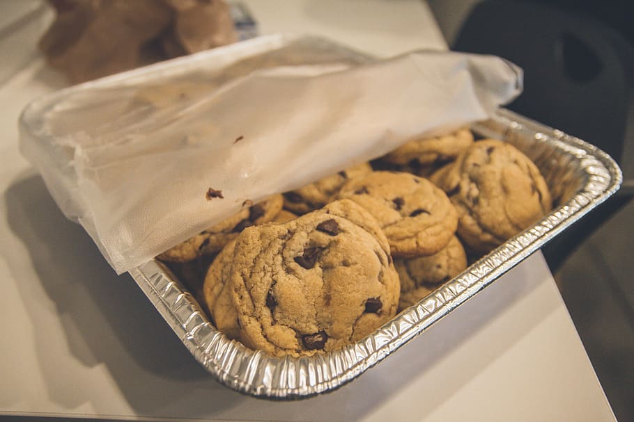 food and drink, baked, sweet food, indoors, cookie, freshness HD wallpaper