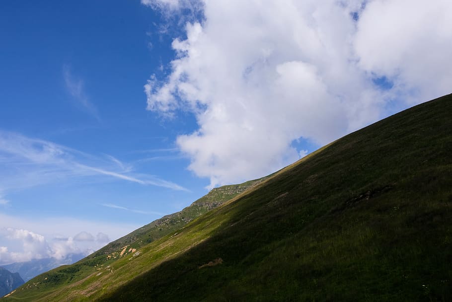 italy, valbondione, cloud, cloudy, green, grass, dark, sky HD wallpaper