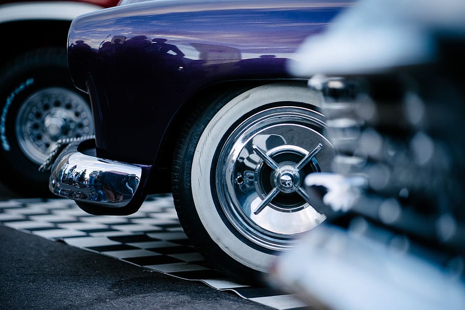 close-up photo of vehicles on black and white mat, car, chrome car HD wallpaper