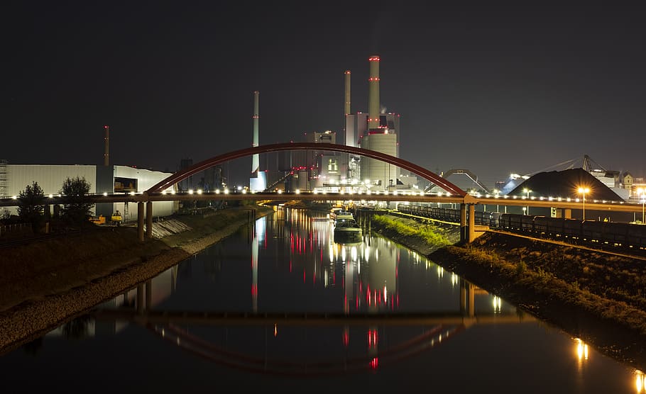 bridge, connection, water, river, mirroring, lights, night HD wallpaper