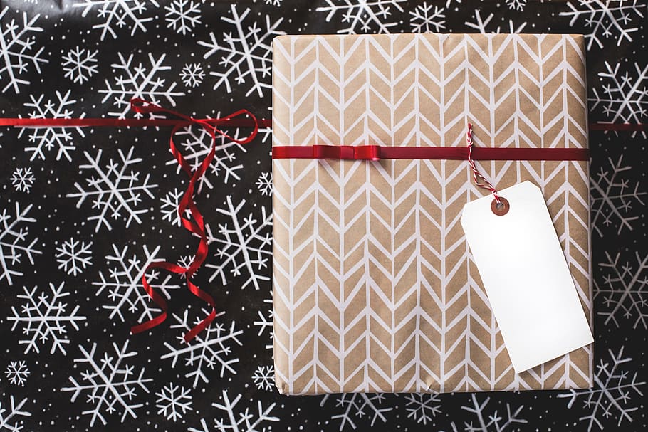 christmas, gift, wrap, tag, paper, pattern, indoors, no people HD wallpaper