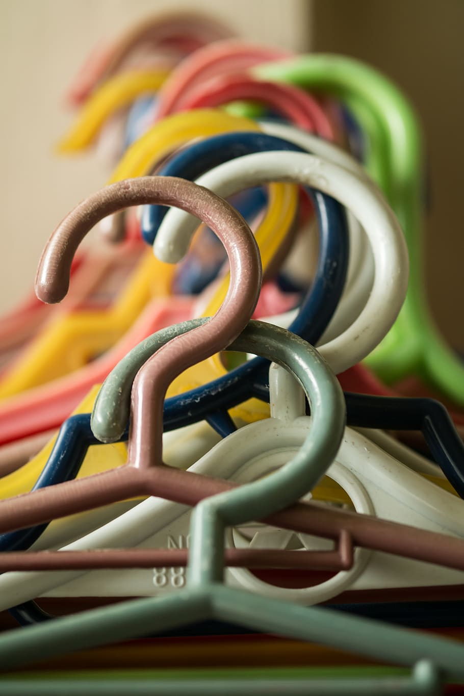 philippines, hangers, colors, multi colored, close-up, connection HD wallpaper
