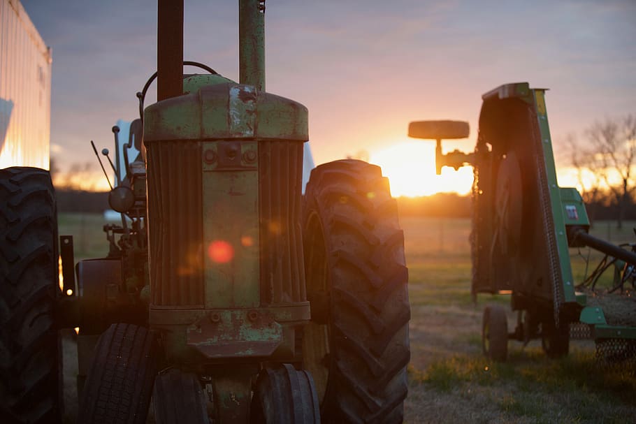 green and brown tractor, sky, sunset, sunlight, field, nature HD wallpaper