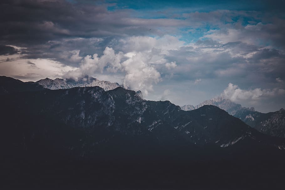 landscape photography of mountains and clouds, mist, fog, silhouette HD wallpaper