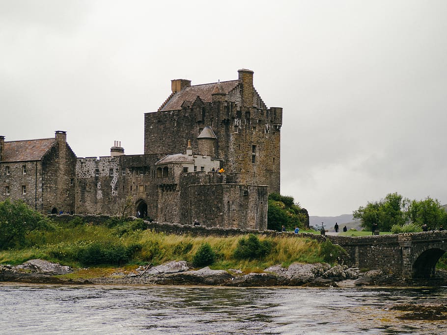 Castle bridge