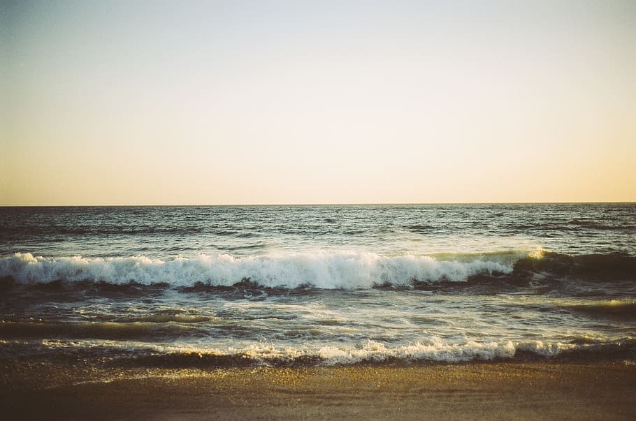 beach, sand, shore, ocean, waves, water, splash, sunset, sea HD wallpaper