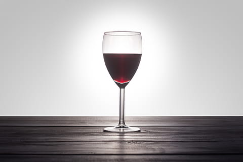 clear wine glass, beverage, drink, table, light, symmetry, minimal HD wallpaper