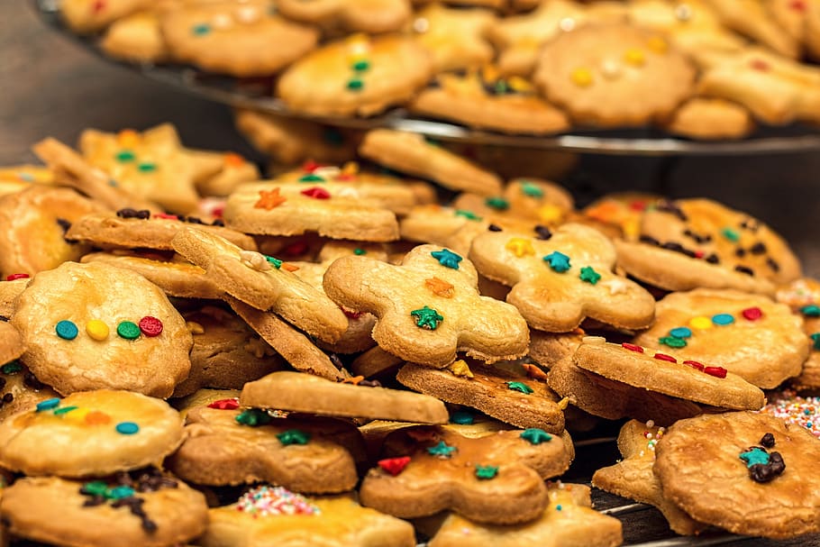 Brown Pastry, biscuits, food, sweets, baked, sweet food, food and drink HD wallpaper