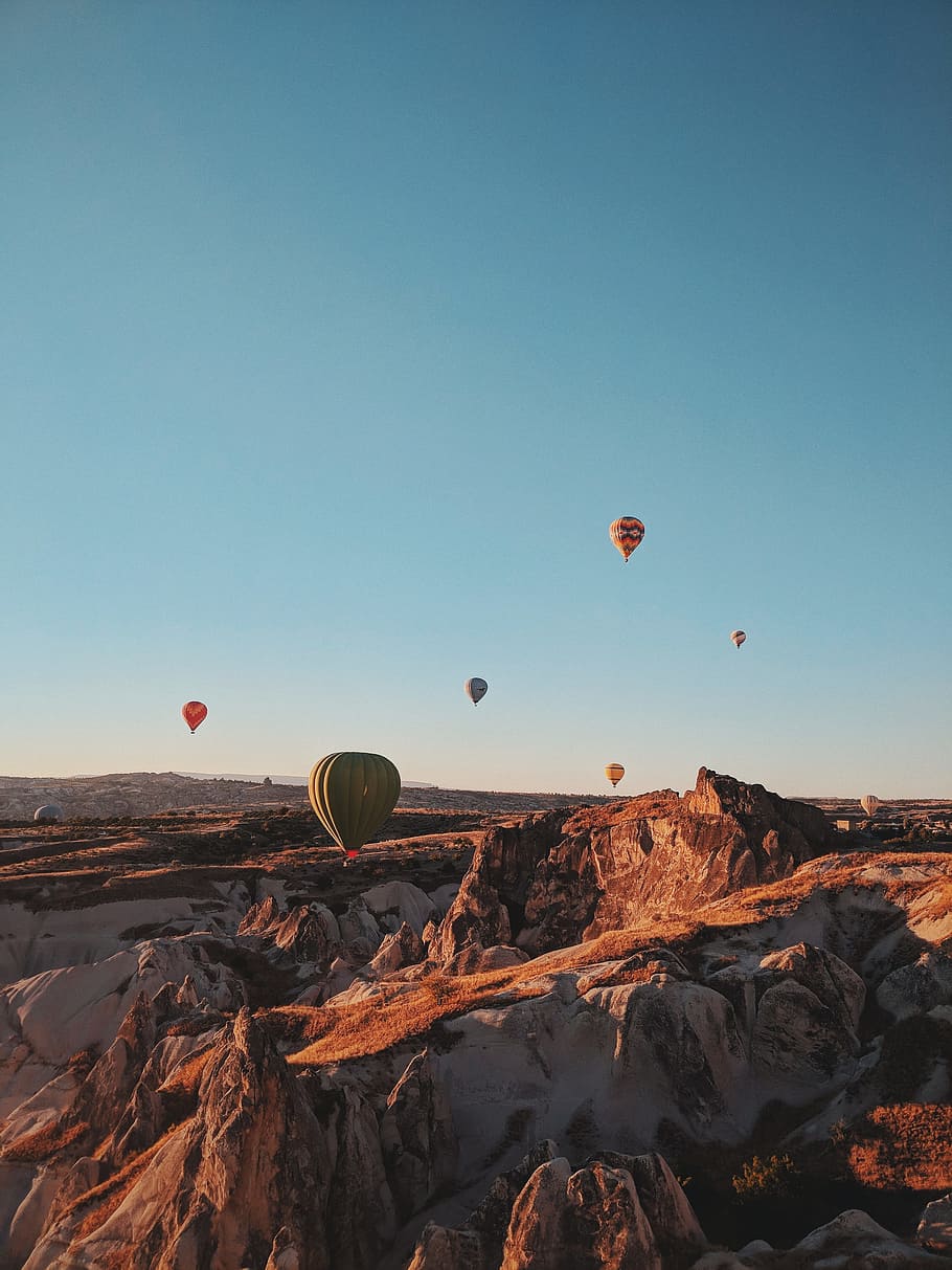hot air balloons, mountain, sky, rock, landscape, flight, dom HD wallpaper