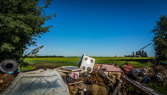 dirty, landscape, clouds, sun, trees, washingmachine, field HD wallpaper