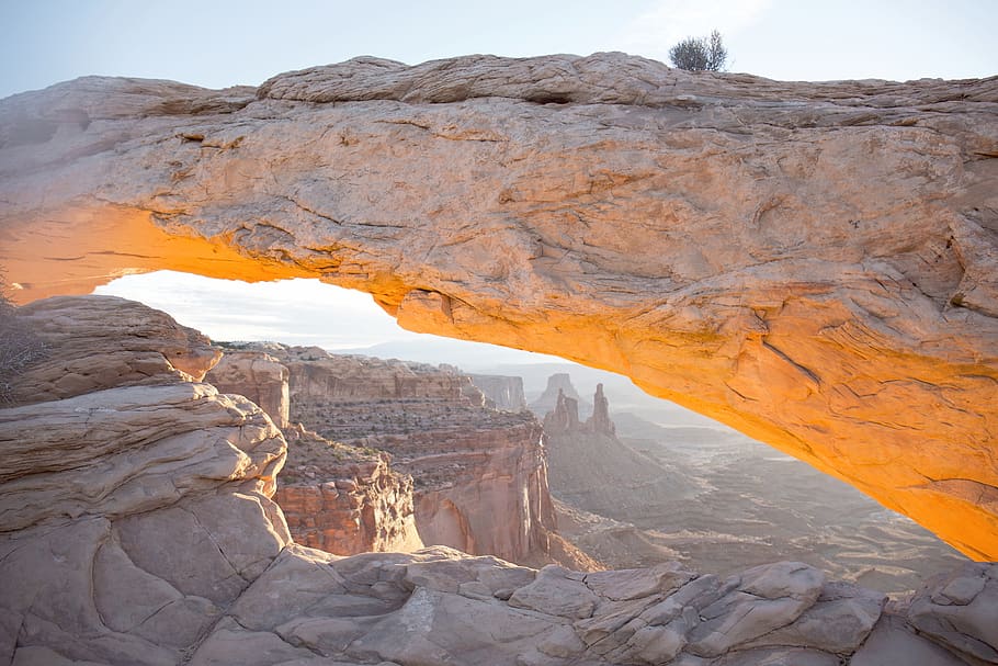 moab, mesa arch, desert, arches, landscape, background, national park HD wallpaper