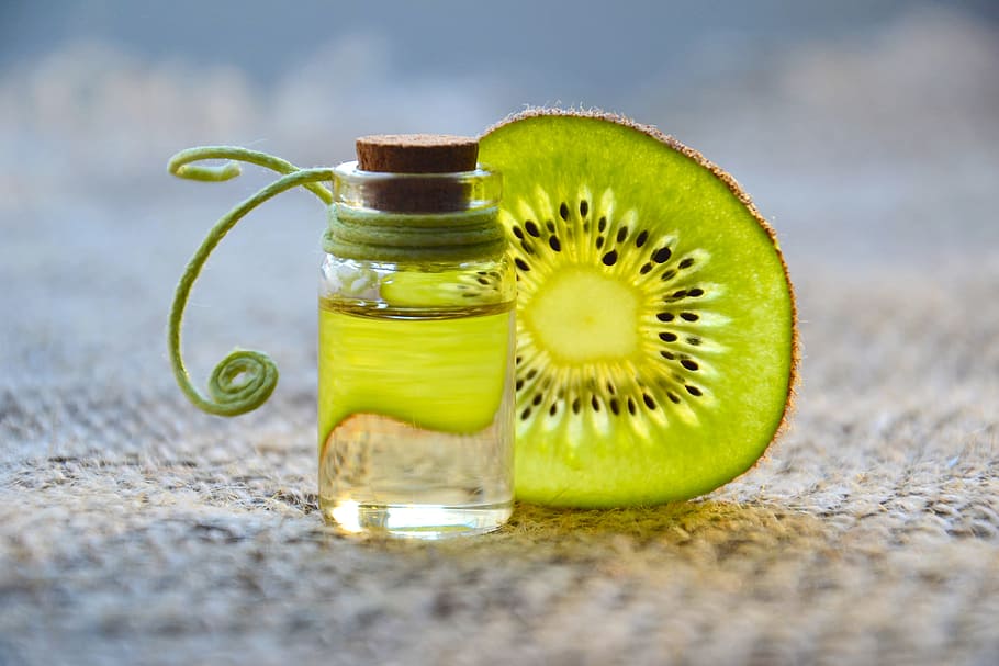 cosmetic oil, essential oil, beauty, spa, kiwi, glass bottle, HD wallpaper