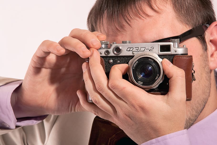 arm, art, camera, cameraman, closeup, face, film, hair, hands HD wallpaper