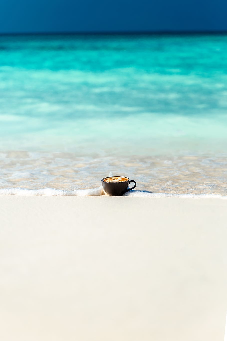 black ceramic cup in sea, land, beach, water, food and drink HD wallpaper