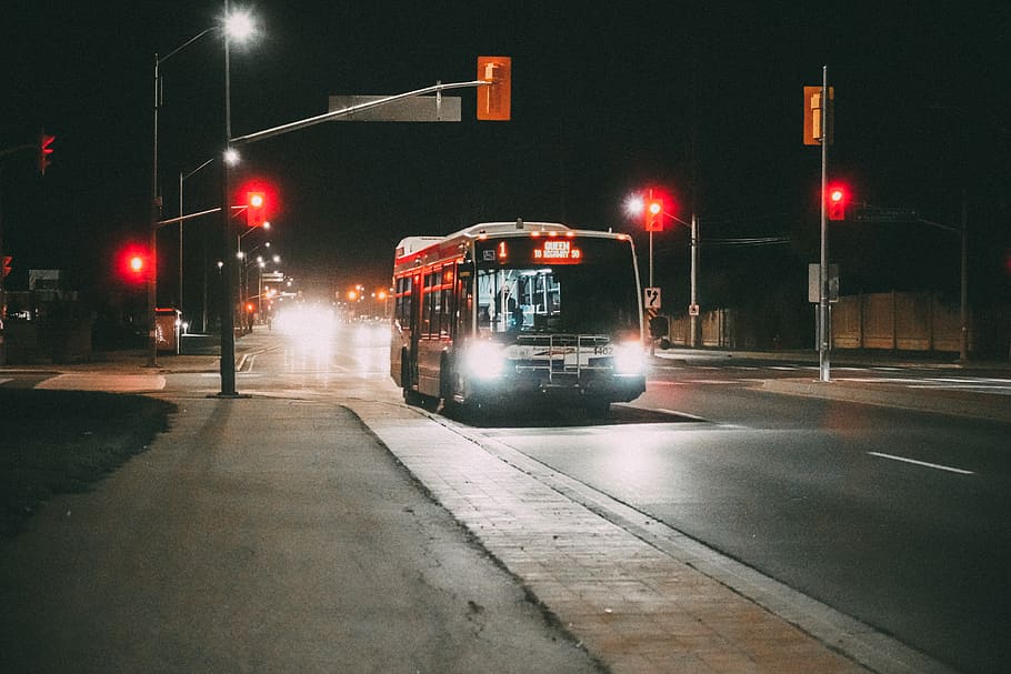 bus on road at night, traffic light, tarmac, asphalt, vehicle HD wallpaper
