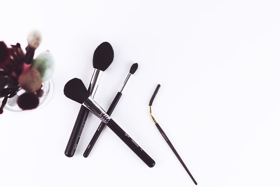 four black make-up brushes, beauty, new york, united states, make up brush HD wallpaper