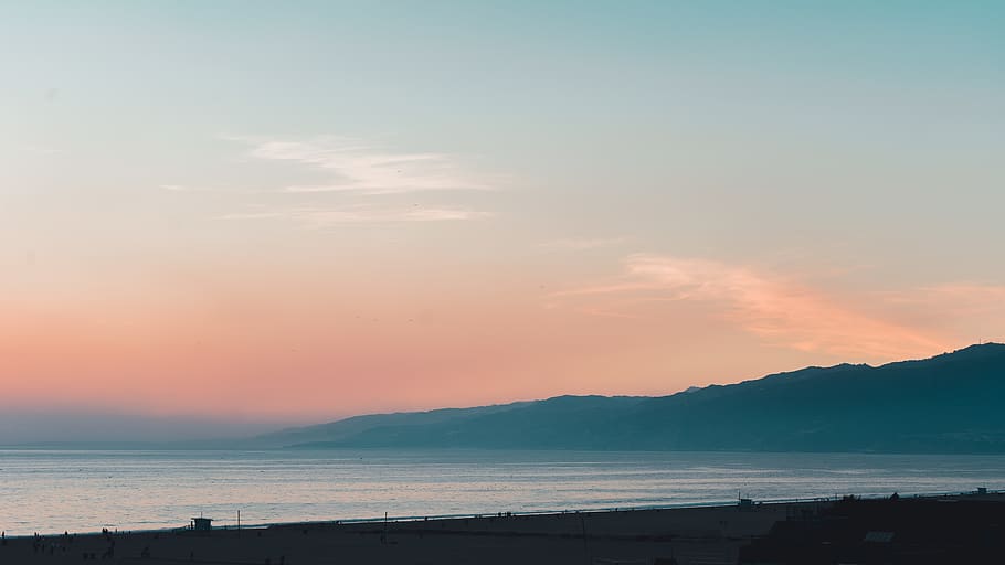 beach under blue sky, nature, outdoors, sea, ocean, sunset, santa monica HD wallpaper