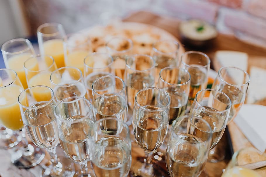 Cheese, white wine and grapes, fruit, party, snack, italian, wineglass HD wallpaper
