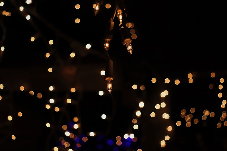 blur, outside, focused, blurred, white, gold, lights, illuminated HD wallpaper