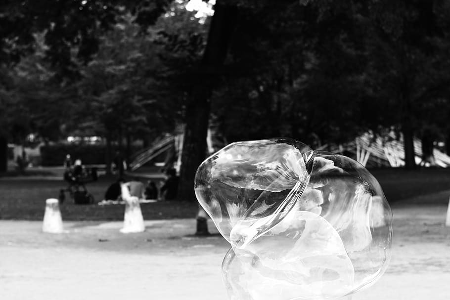 black, white, bubble, city, scene, life, blacknwhite, focus on foreground HD wallpaper