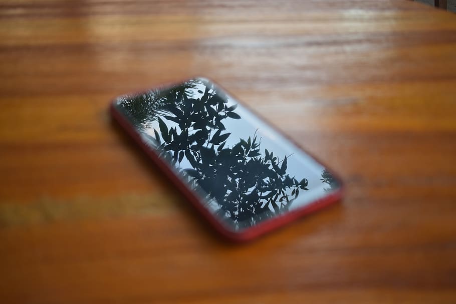 reflection, smartphone, screen, shadow, glass, wood - material HD wallpaper