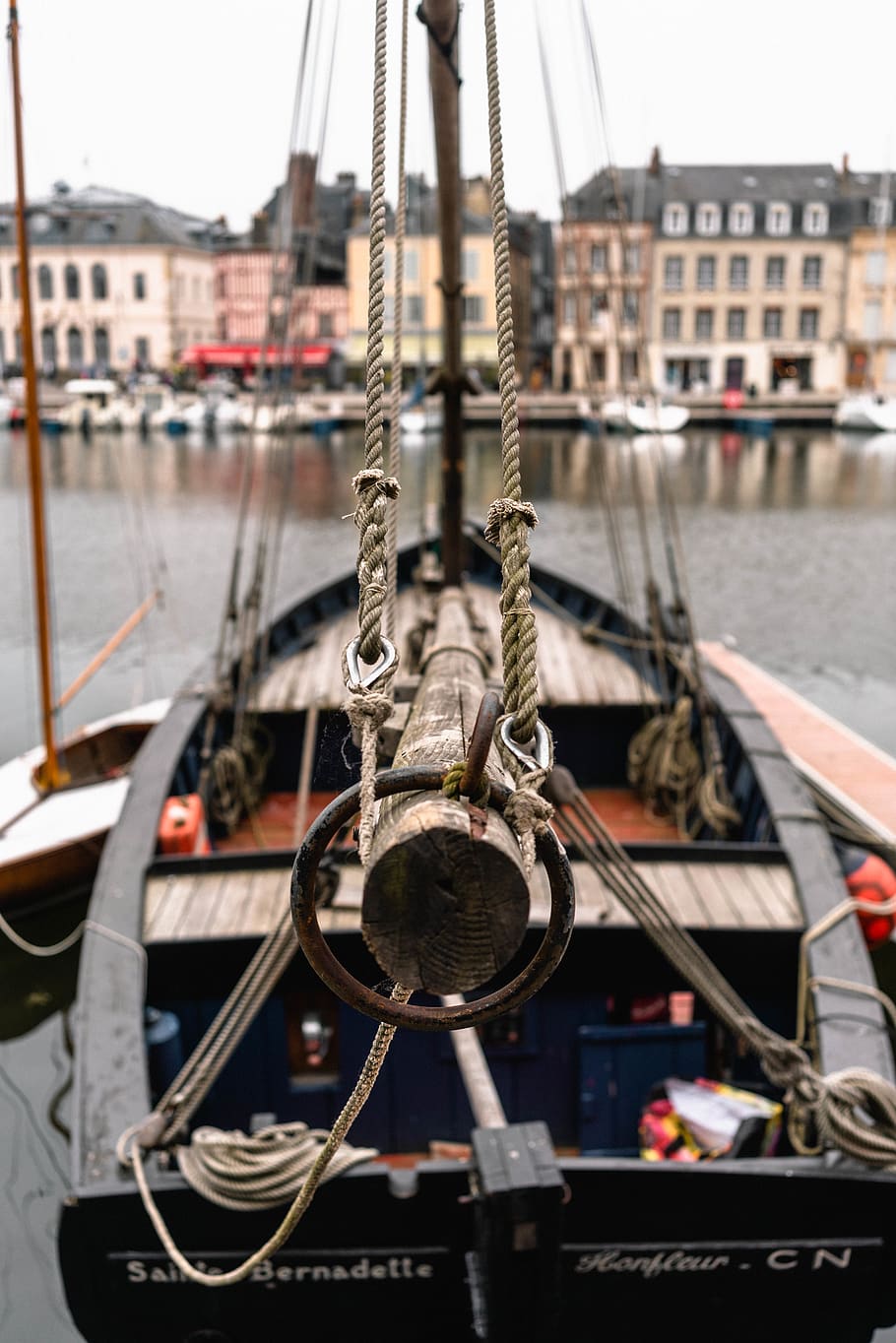 Empty Gray Wooden Boat, control, daylight, deck, dock, harbor HD wallpaper