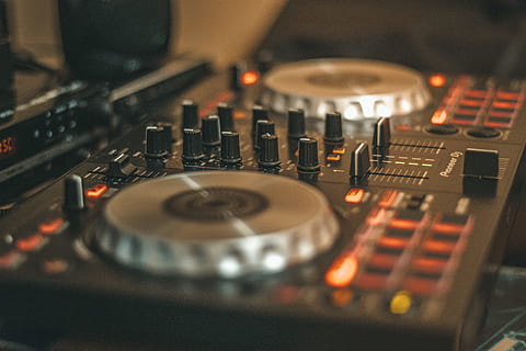 Black Dj Controller, amplifier, blur, board, console, electronics HD wallpaper