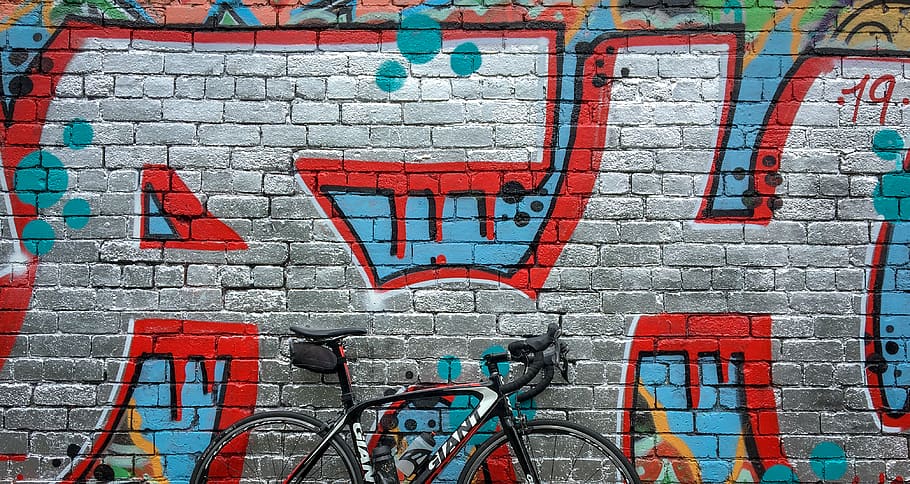 black road bike near wall, bicycle, vehicle, transportation, wheel, HD wallpaper