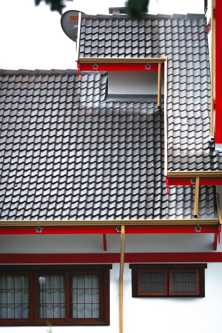 White and Red Painted House, architectural design, architecture HD wallpaper