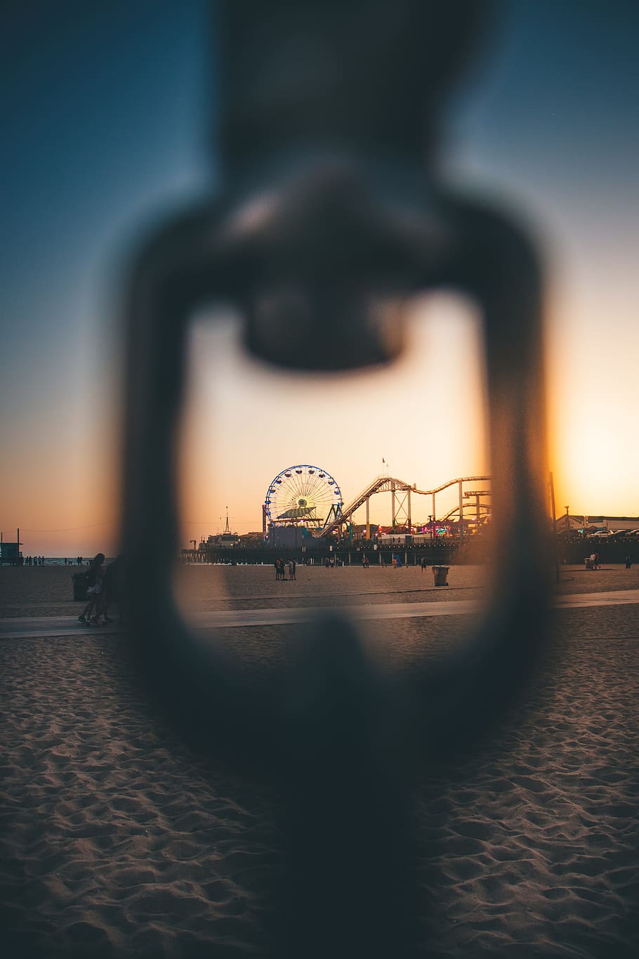 selective focus photography of Ferris Wheel, chain, fairground HD wallpaper