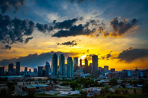 Calgary's Night, nightview, calgary, downtown, skyscrapers, HD wallpaper |  Peakpx