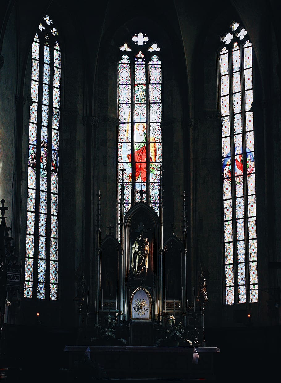 Stained Glass Panels on Cathedral Window Panels, abbey, altar HD wallpaper