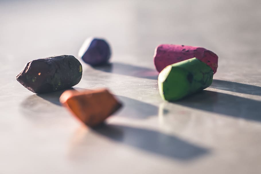 chalk, art, design, paint, artist, studio, minimal, wallpaper HD wallpaper