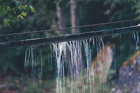 leak, pipe, nature, river, water, focus on foreground, no people HD wallpaper