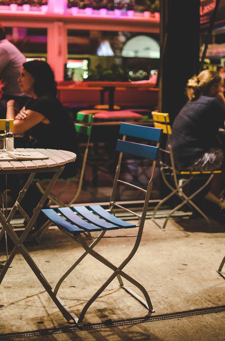 empty blue chair, seat, cafe, table, restaurant, real people HD wallpaper