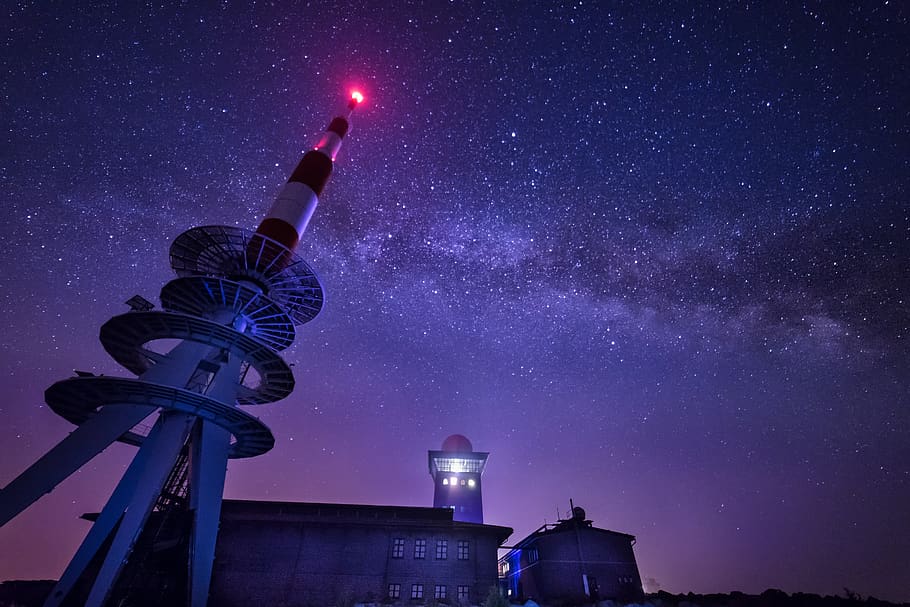 tower with red light, night, star - space, sky, astronomy, galaxy HD wallpaper