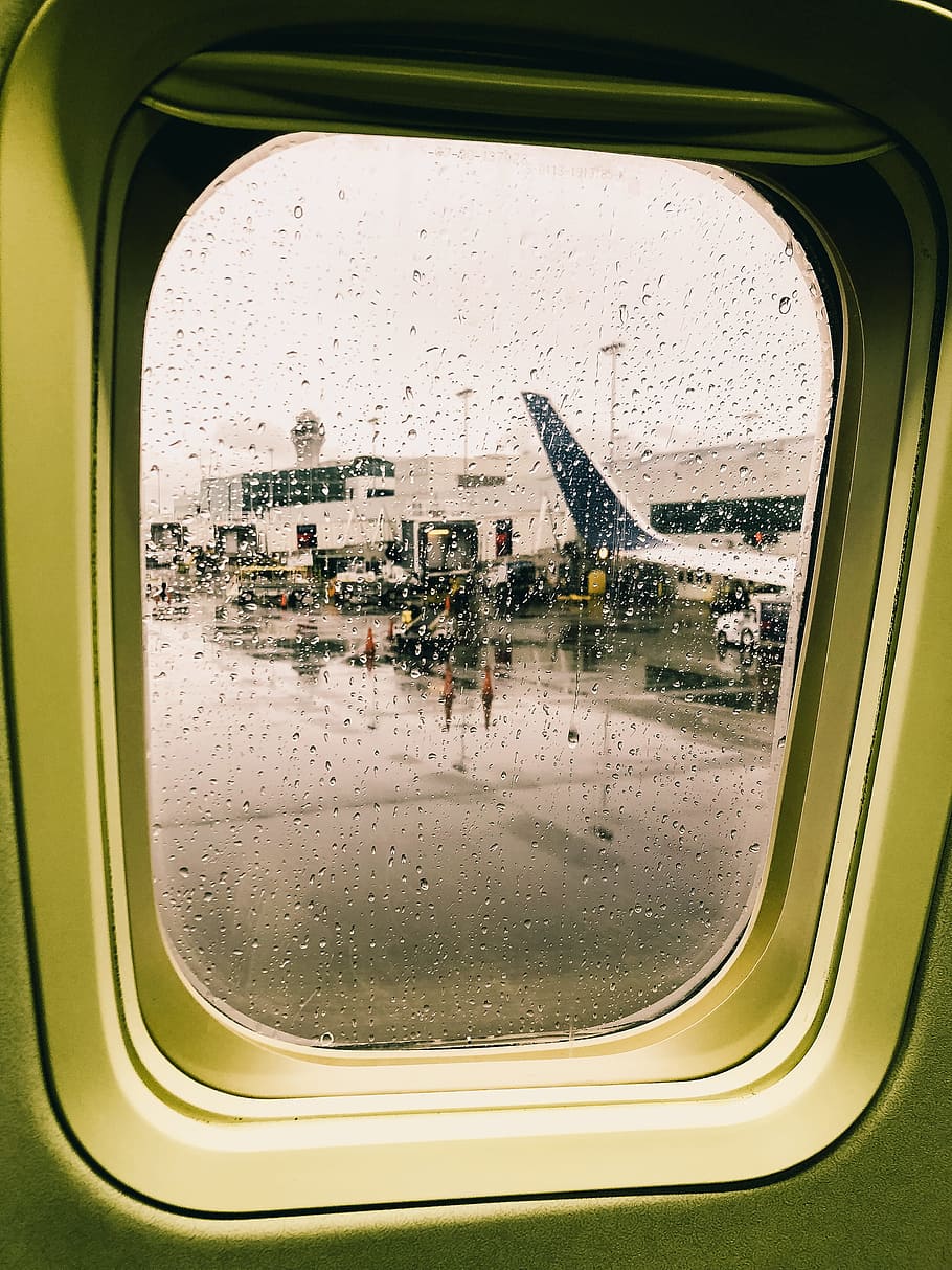 airport seen from airplane window, rain, droplet, travel, window seat HD wallpaper