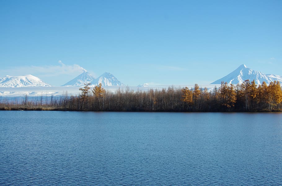 lake, volcanoes, mountains, autumn, landscape, nature, kamchatka, HD wallpaper