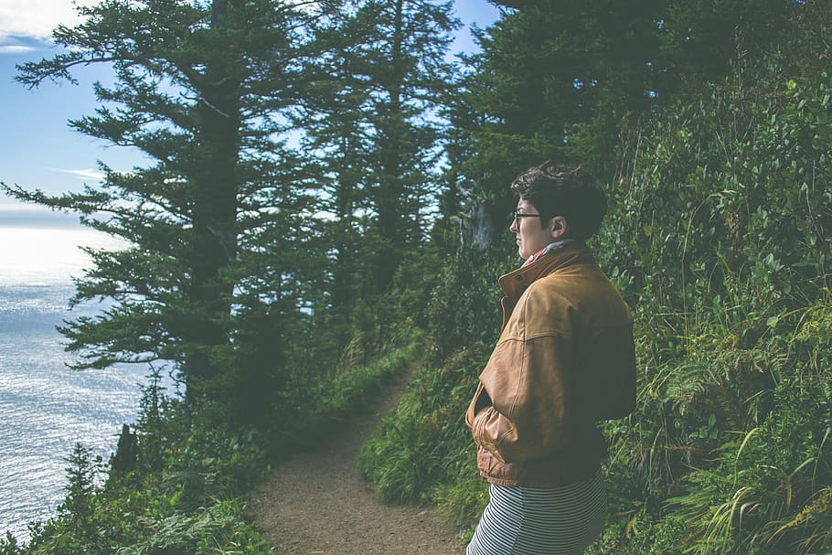 trees, forest, ocean, oregon, outdoor, girl, thinking, contemplative HD wallpaper